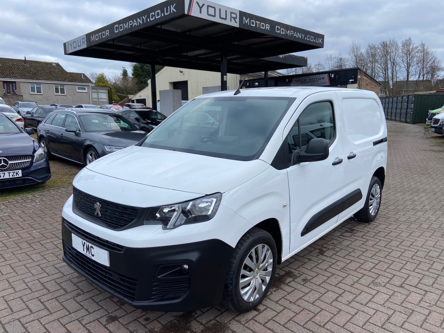 Vehicle 29