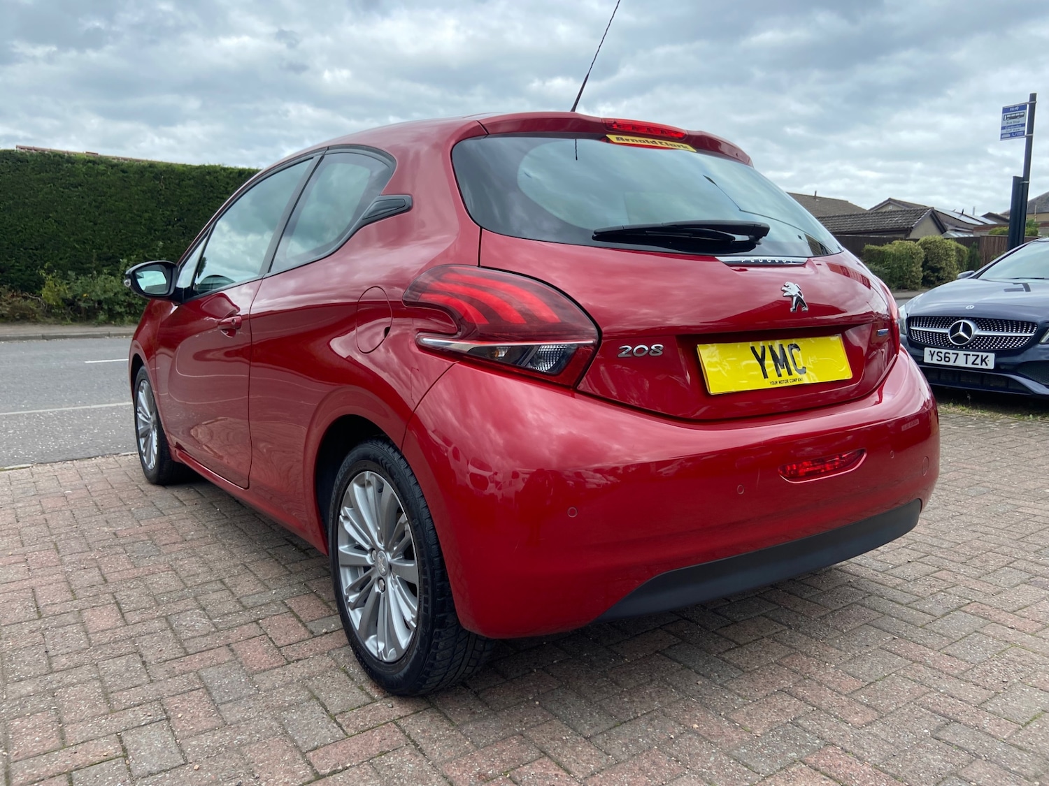 Used Peugeot 208 2017 for sale - 75931730: Photo 13