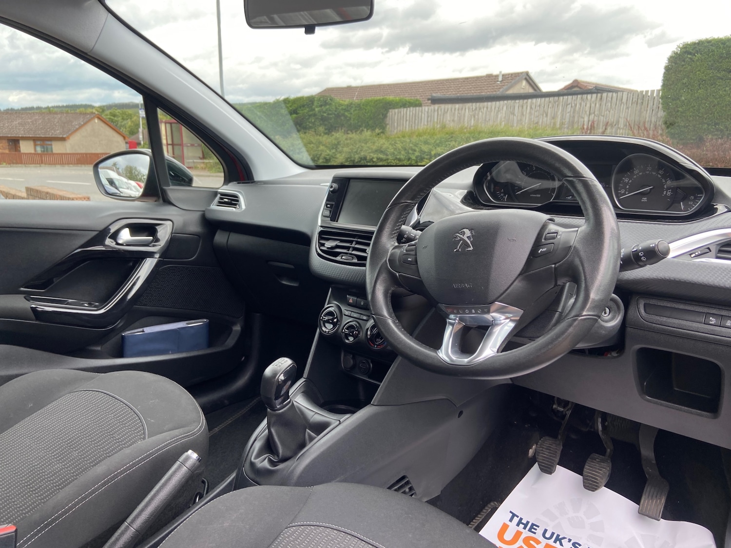 Used Peugeot 208 2017 for sale - 75931730: Photo 15