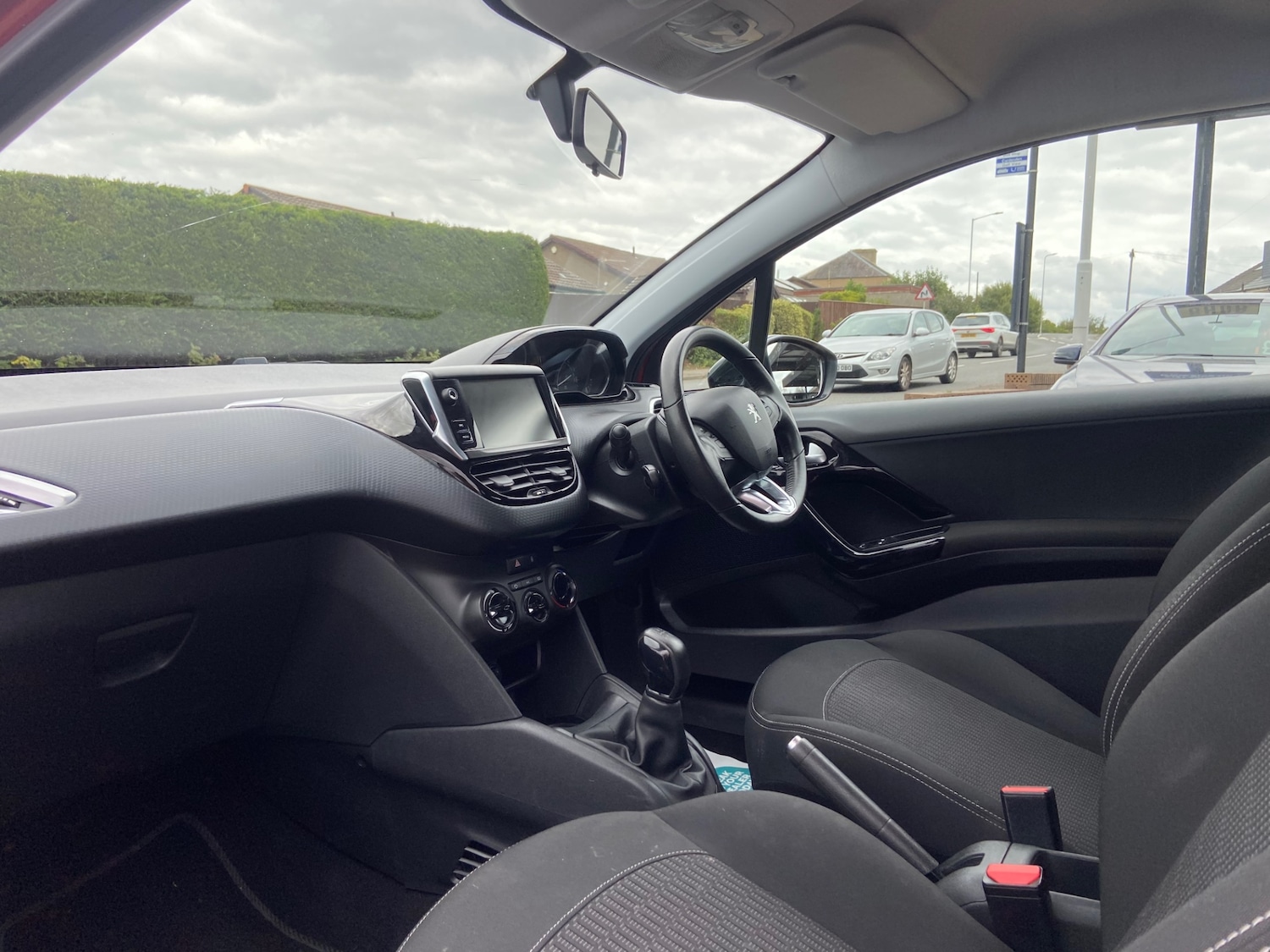 Used Peugeot 208 2017 for sale - 75931730: Photo 16