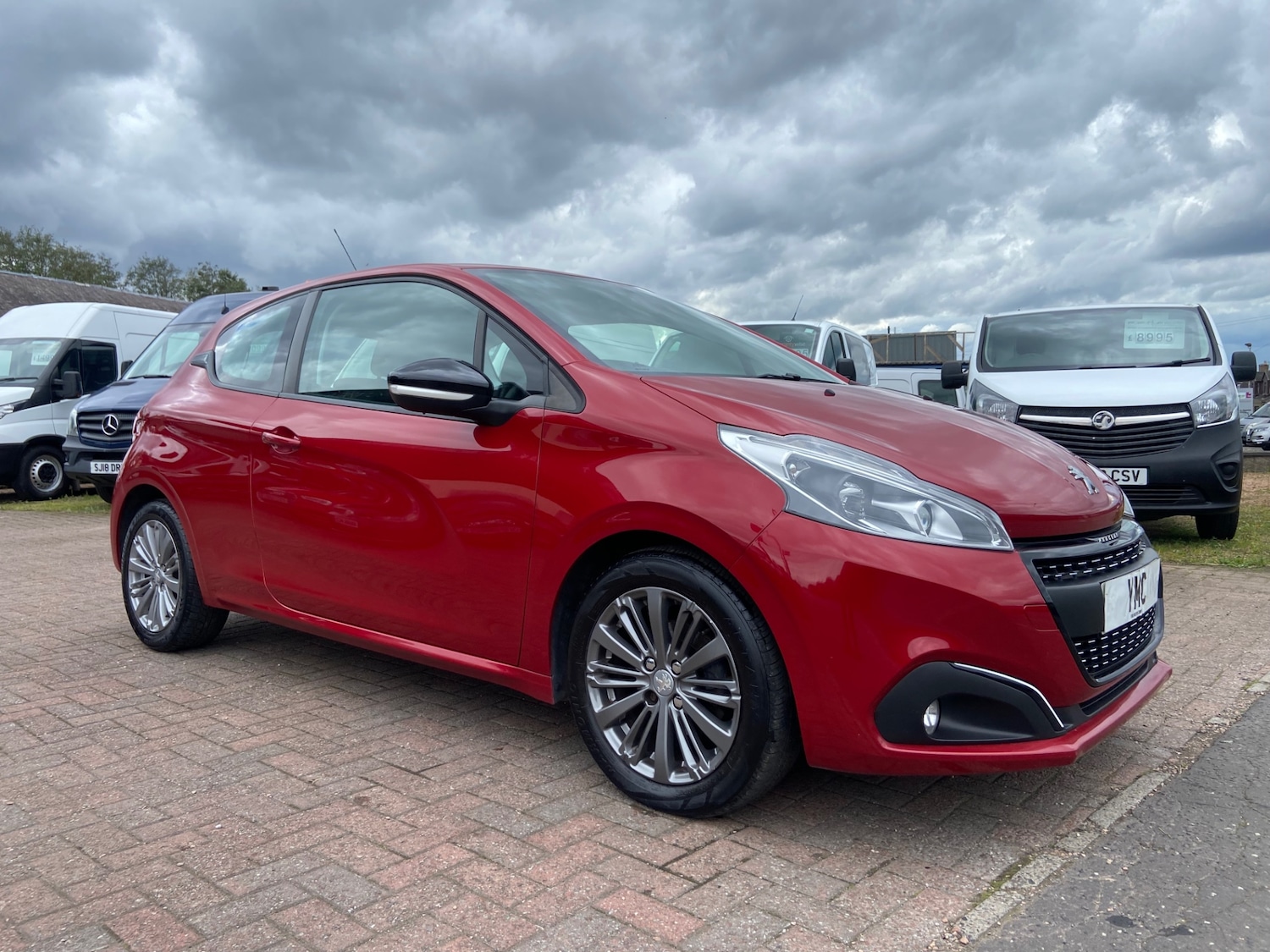 Used Peugeot 208 2017 for sale - 75931730: Photo 18