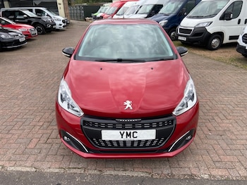 Used Peugeot 208 2017 for sale - 75931730: Photo