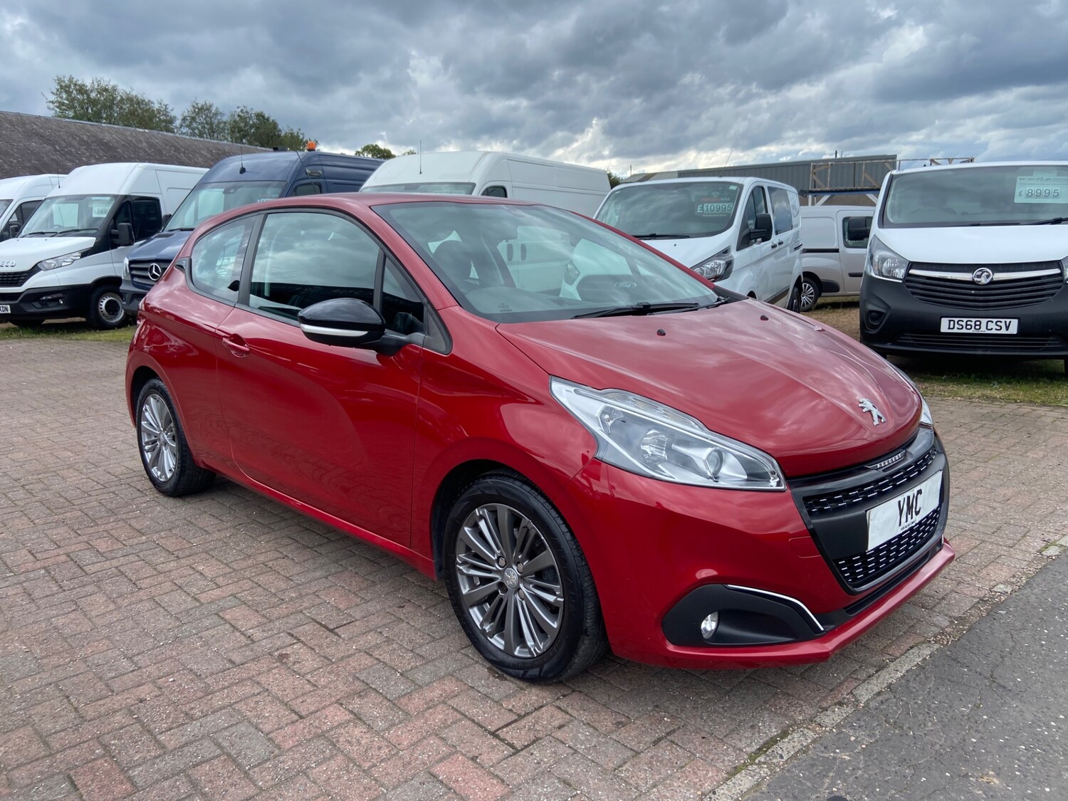 Used Peugeot 208 2017 for sale - 75931730: Photo 6