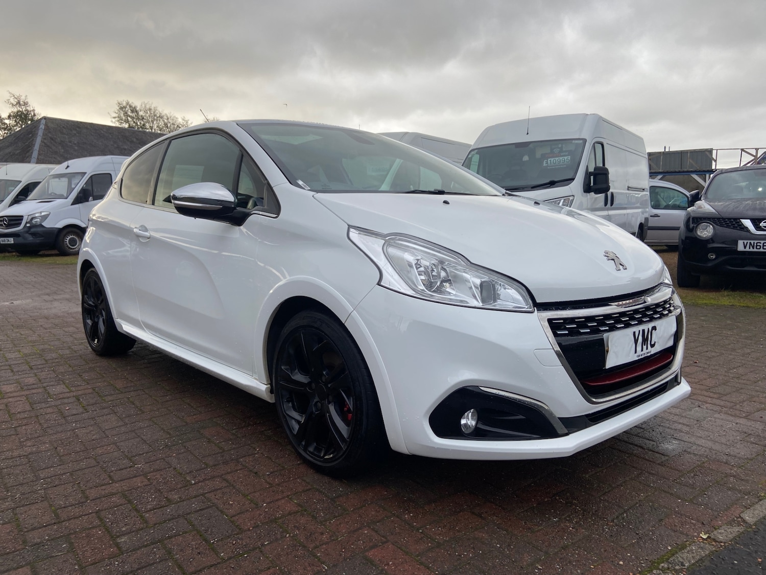 Used Peugeot 208 2016 for sale - 76422468: Photo 10
