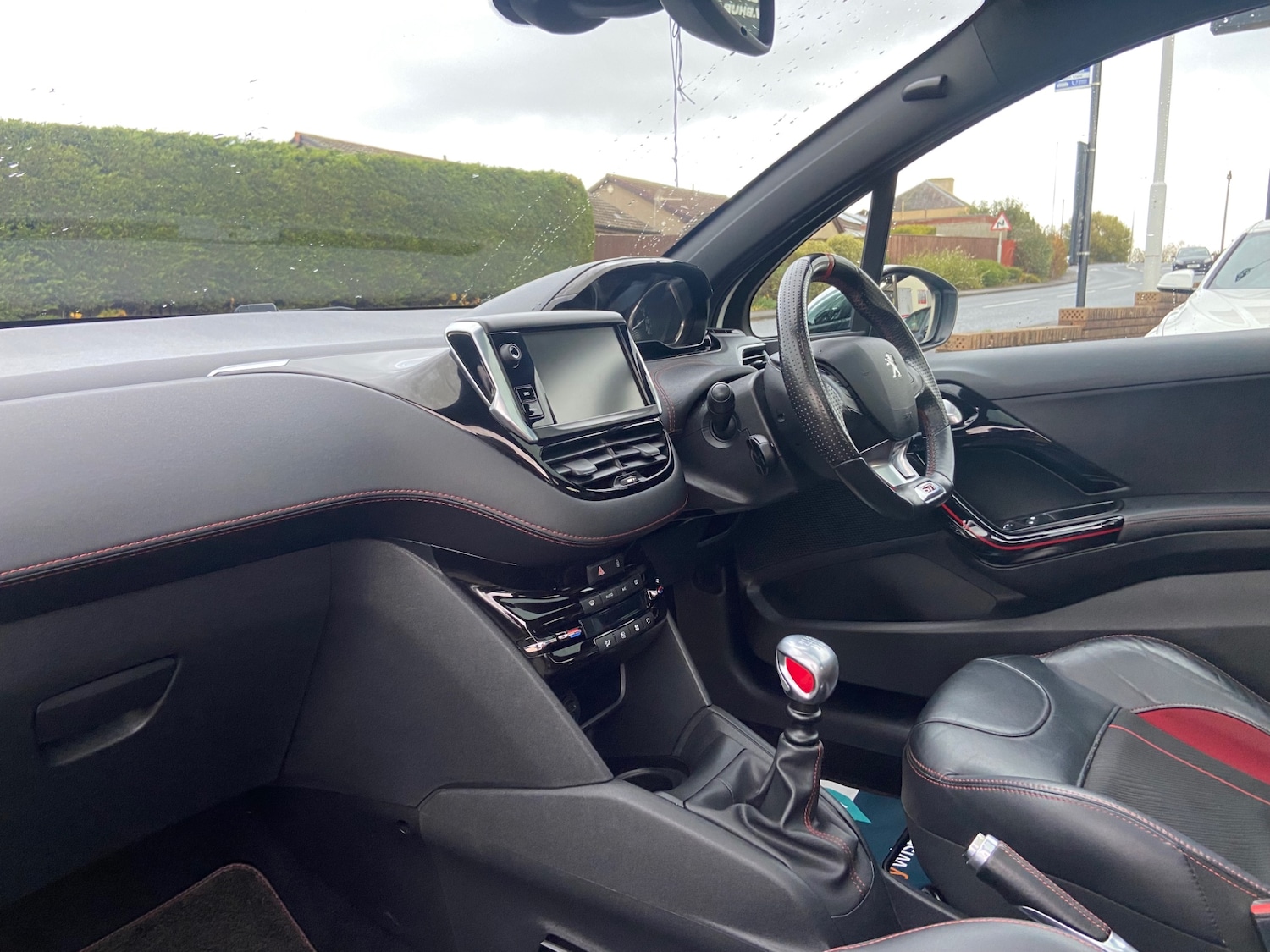 Used Peugeot 208 2016 for sale - 76422468: Photo 22