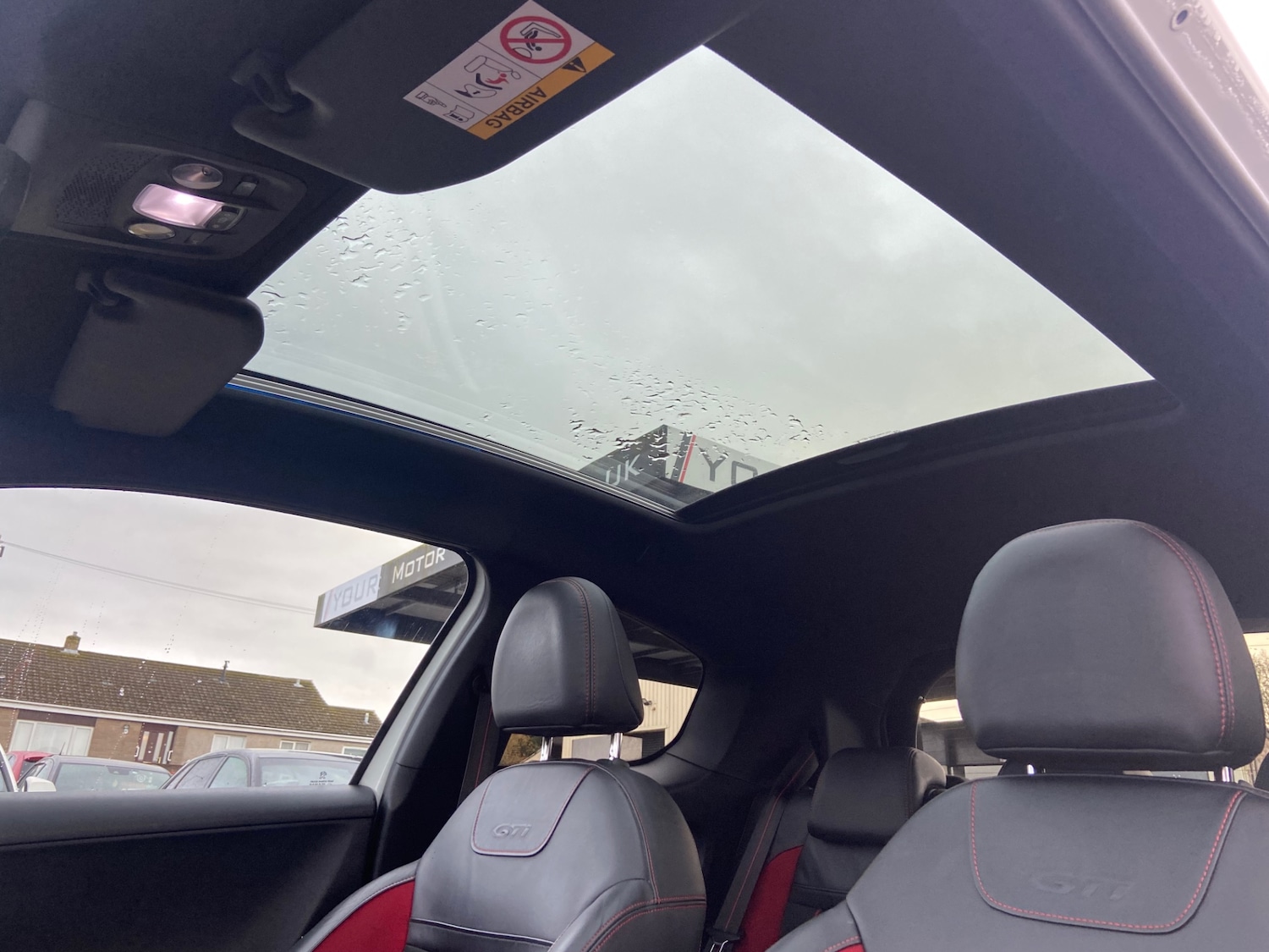 Used Peugeot 208 2016 for sale - 76422468: Photo 24