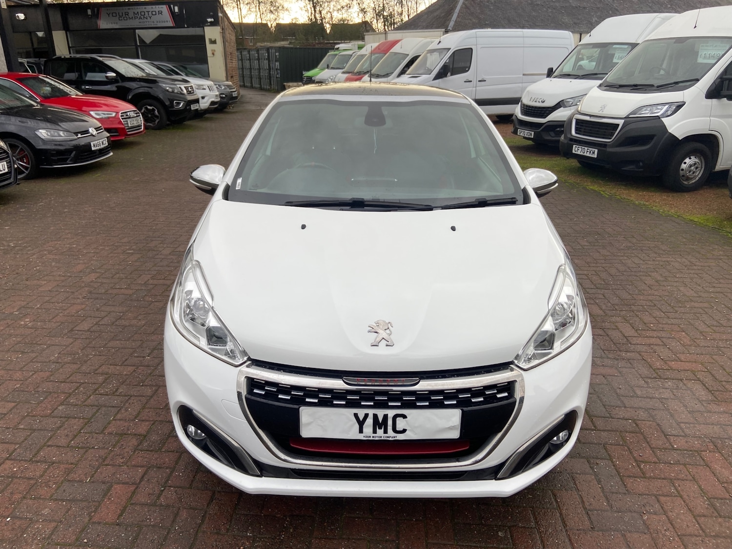 Used Peugeot 208 2016 for sale - 76422468: Photo 5