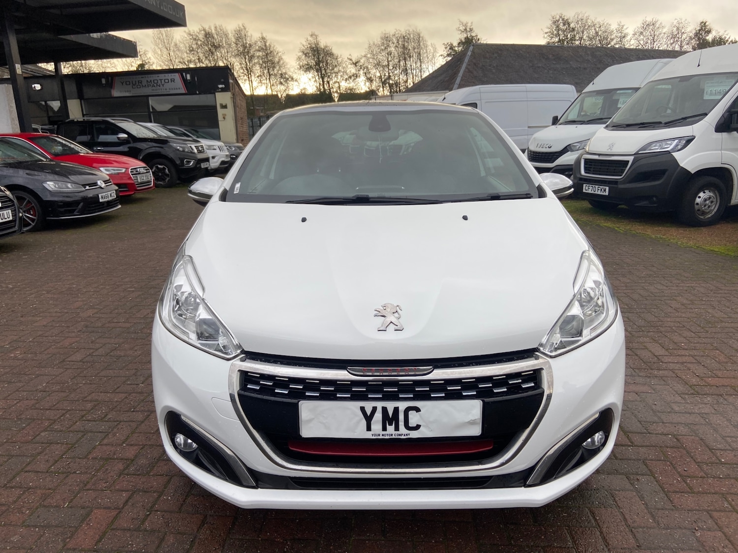 Used Peugeot 208 2016 for sale - 76422468: Photo 6