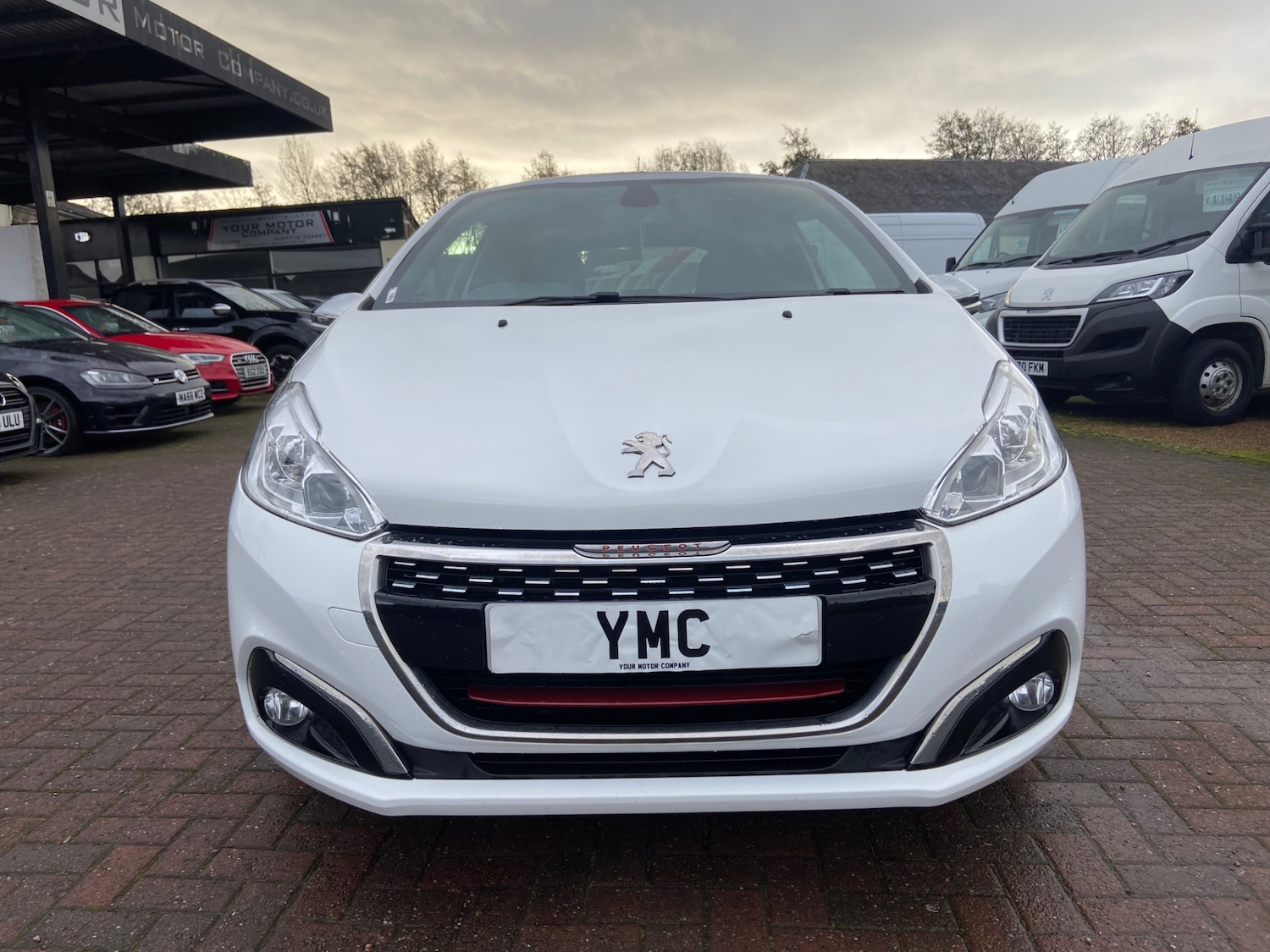 Used Peugeot 208 2016 for sale - 76422468: Photo 7