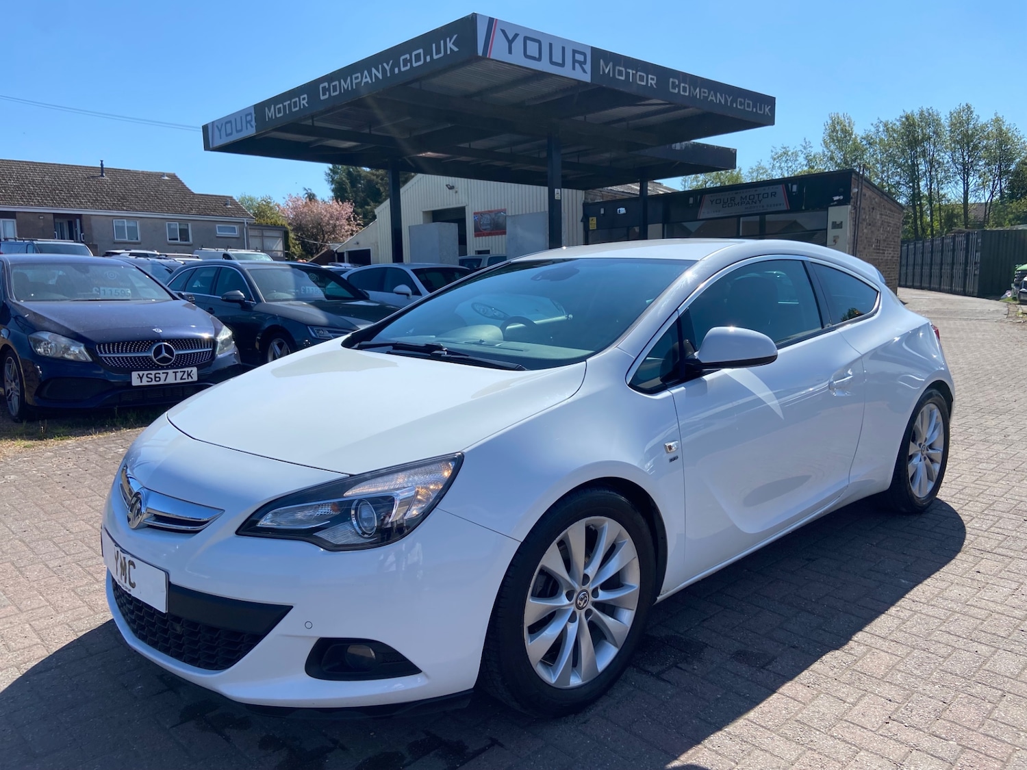 Used Vauxhall Astra GTC 2015 for sale - 77775479: Photo 2