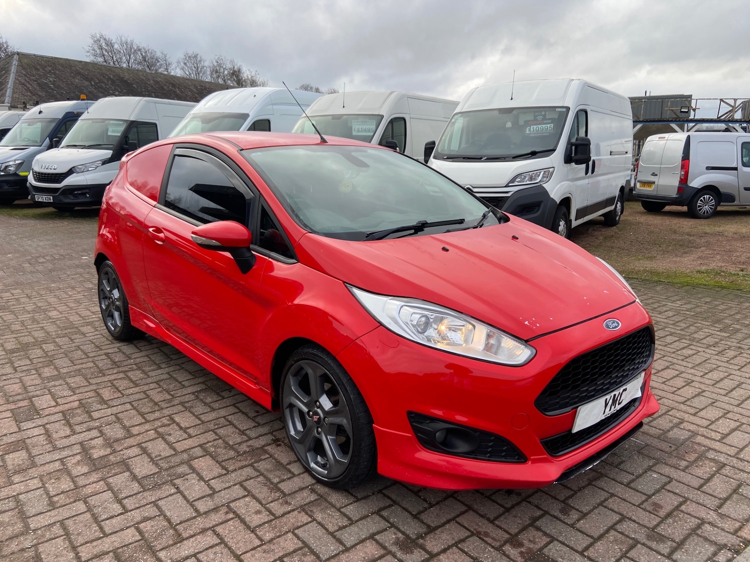 Used Ford Fiesta 2016 for sale - 77329401: Photo 9