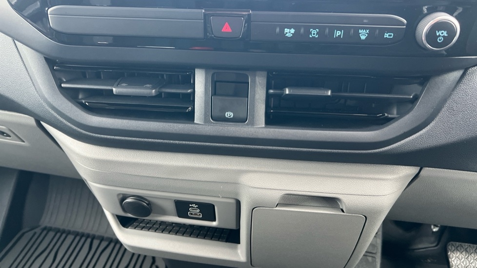 Used Ford Transit Custom 2025 for sale - 76420471: Photo 14