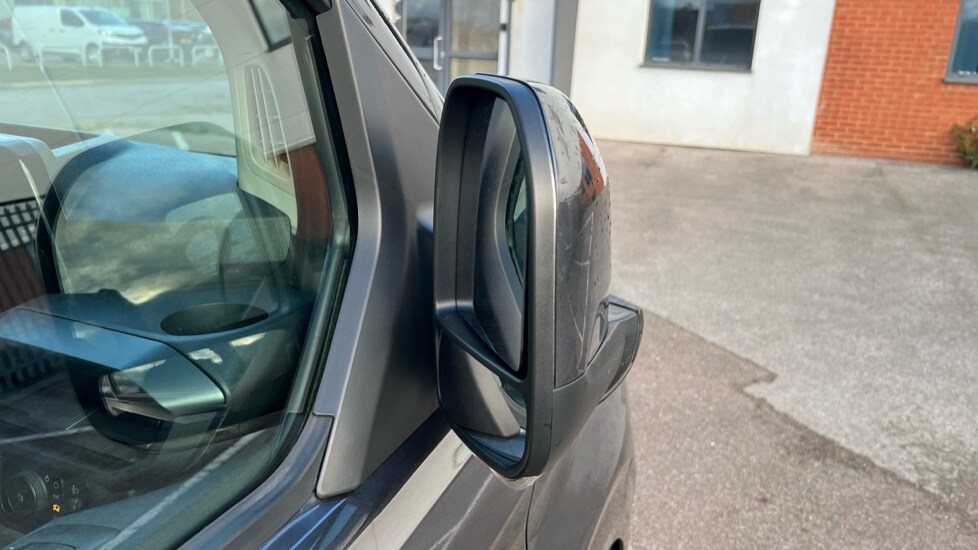 Used Ford Transit Custom 2024 for sale - 76203915: Photo 32