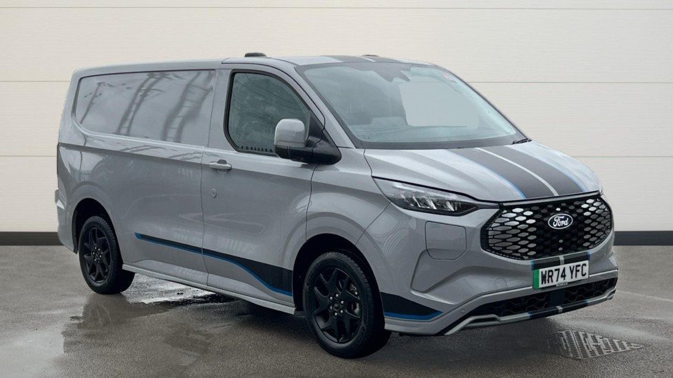 Used Ford Transit Custom 2024 for sale - 76458730: Photo 1