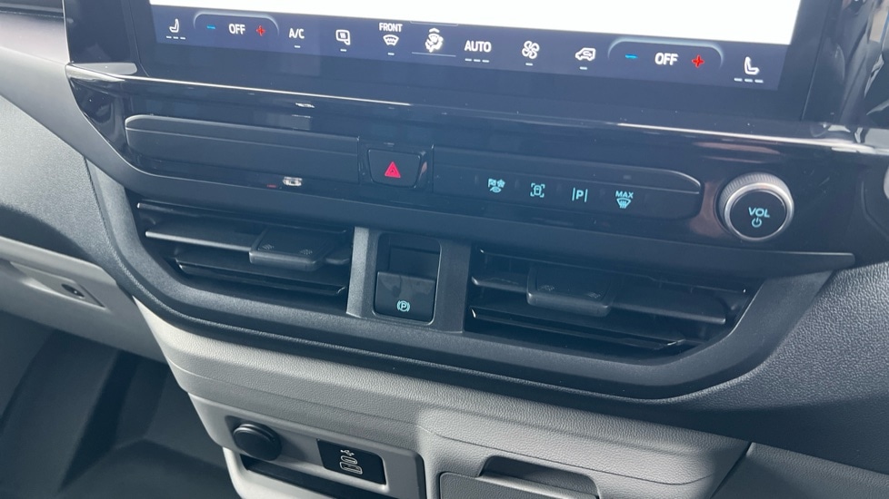 Used Ford Transit Custom 2024 for sale - 76458730: Photo 14