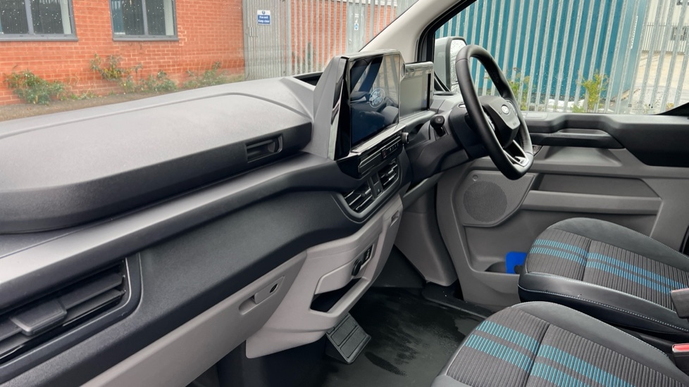 Used Ford Transit Custom 2024 for sale - 76458730: Photo 4