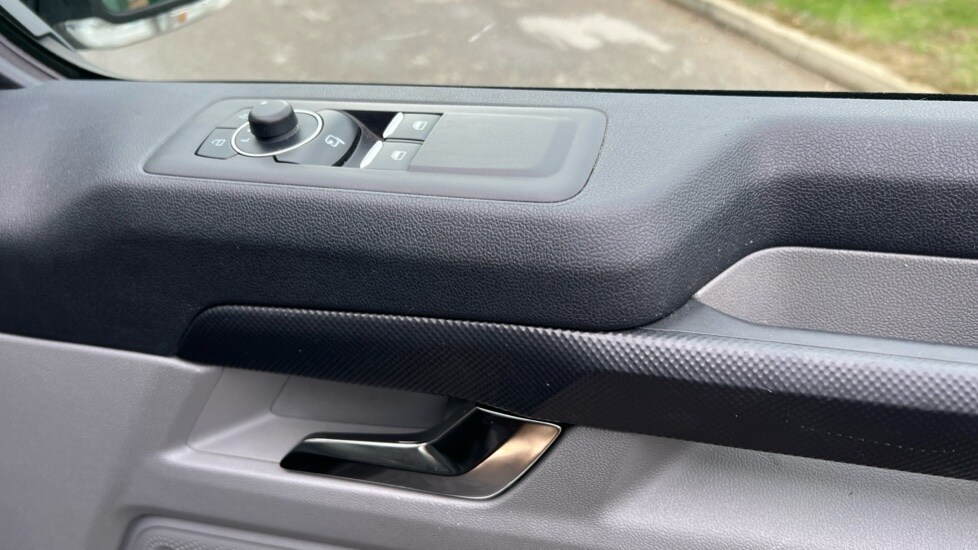 Used Ford Transit Custom 2024 for sale - 76018107: Photo 35