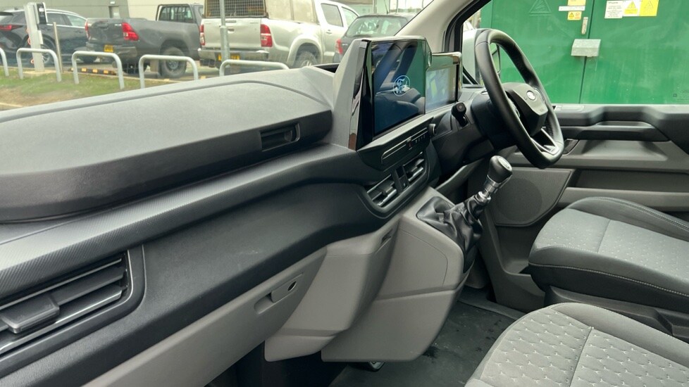 Used Ford Transit Custom 2024 for sale - 76018107: Photo 4