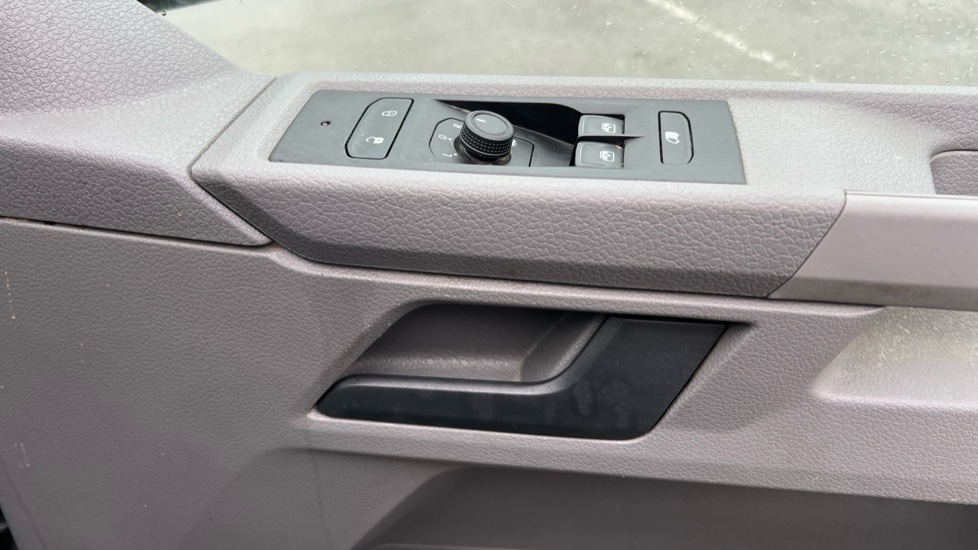 Used Volkswagen Transporter 2024 for sale - 76894765: Photo 22