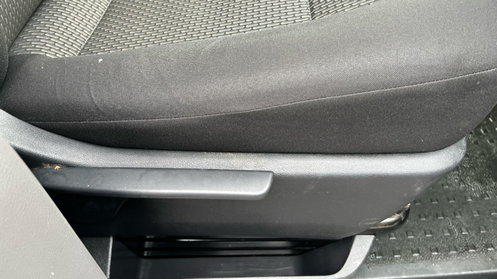 Used Volkswagen Transporter 2024 for sale - 76894765: Photo 24