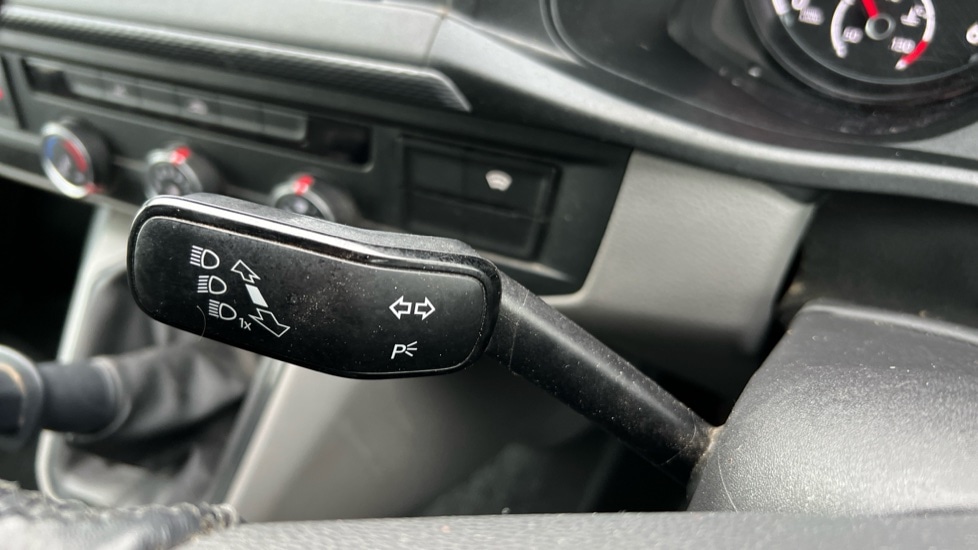 Used Volkswagen Transporter 2024 for sale - 76894765: Photo 29