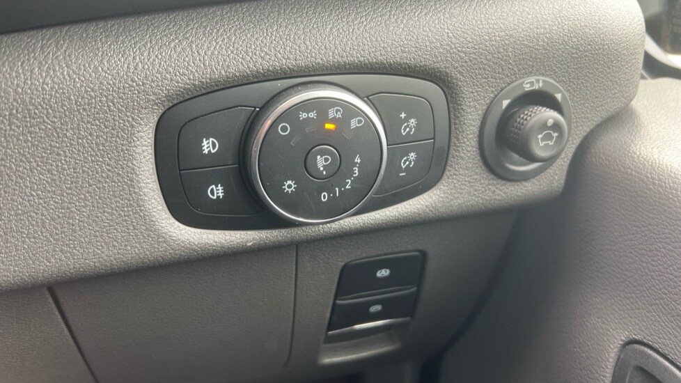 Used Ford Transit 2024 for sale - 75394393: Photo 43