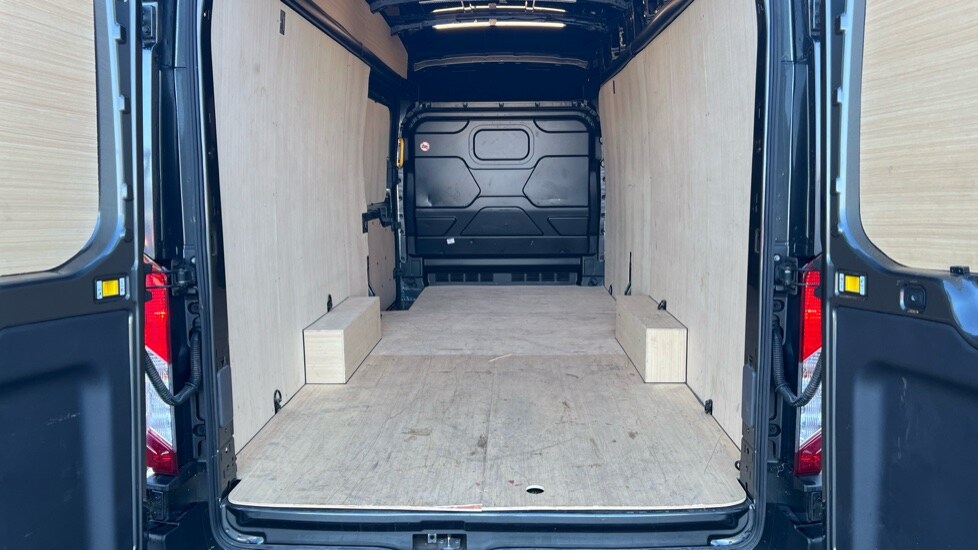 Used Ford Transit 2025 for sale - 76328174: Photo 18