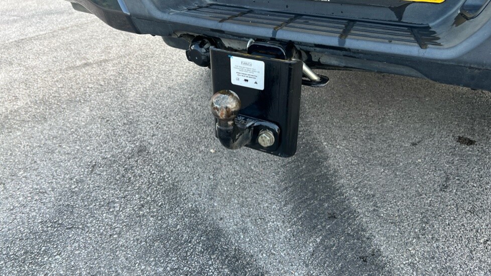 Vehicle 33