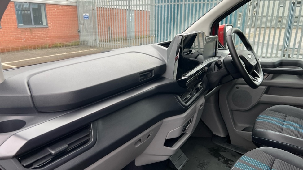 Used Ford Transit Custom 2024 for sale - 76874411: Photo 4