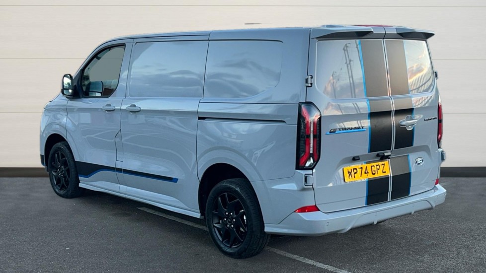 Used Ford Transit Custom 2024 for sale - 76410672: Photo 2