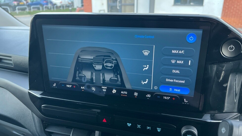 Used Ford Transit Custom 2024 for sale - 76410672: Photo 30