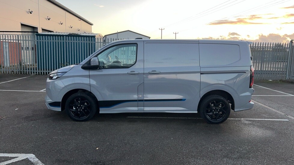 Used Ford Transit Custom 2024 for sale - 76410672: Photo 8