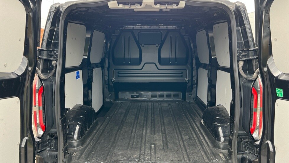 Used Ford Transit Custom 2024 for sale - 76062343: Photo 18