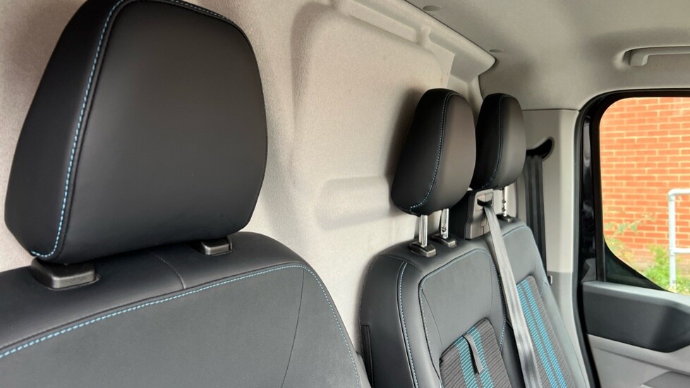 Used Ford Transit Custom 2024 for sale - 76062343: Photo 36