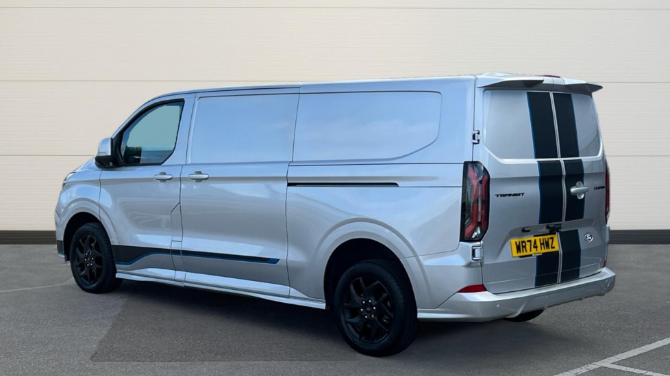 Used Ford Transit Custom 2024 for sale - 75641337: Photo 2