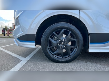 Used Ford Transit Custom 2024 for sale - 75641337: Photo
