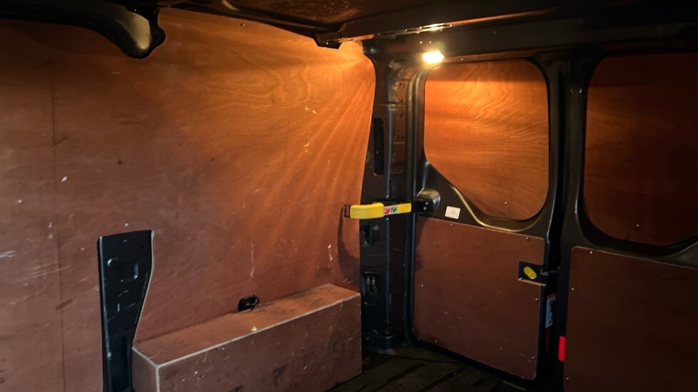 Used Ford Transit Custom 2017 for sale - 76731653: Photo 20