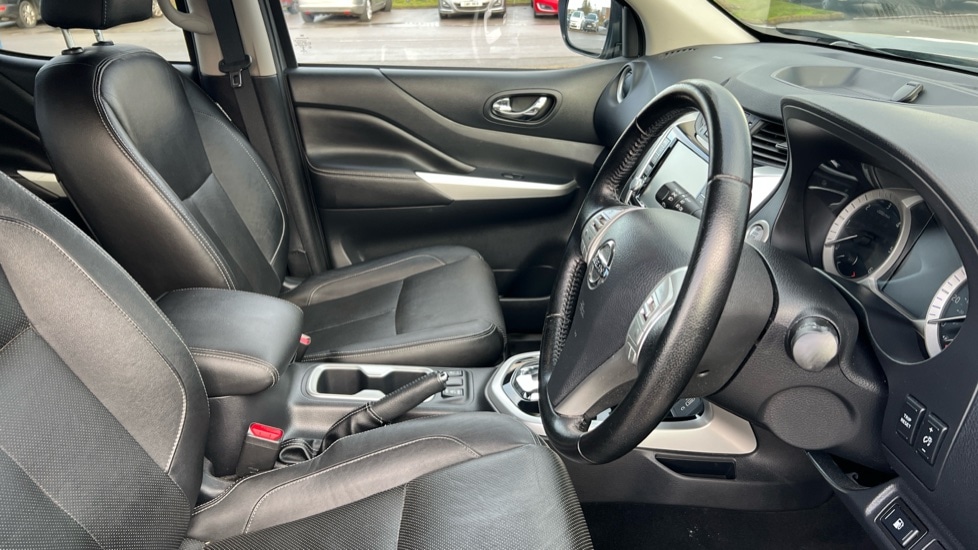 Used Nissan Navara 2020 for sale - 76861806: Photo 11