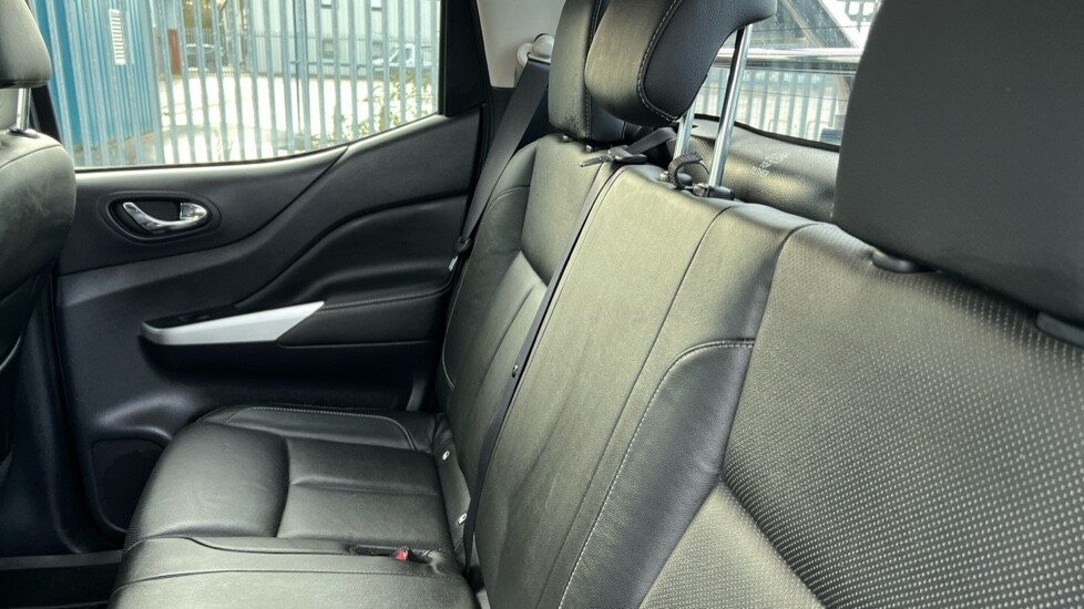 Used Nissan Navara 2020 for sale - 76861806: Photo 16