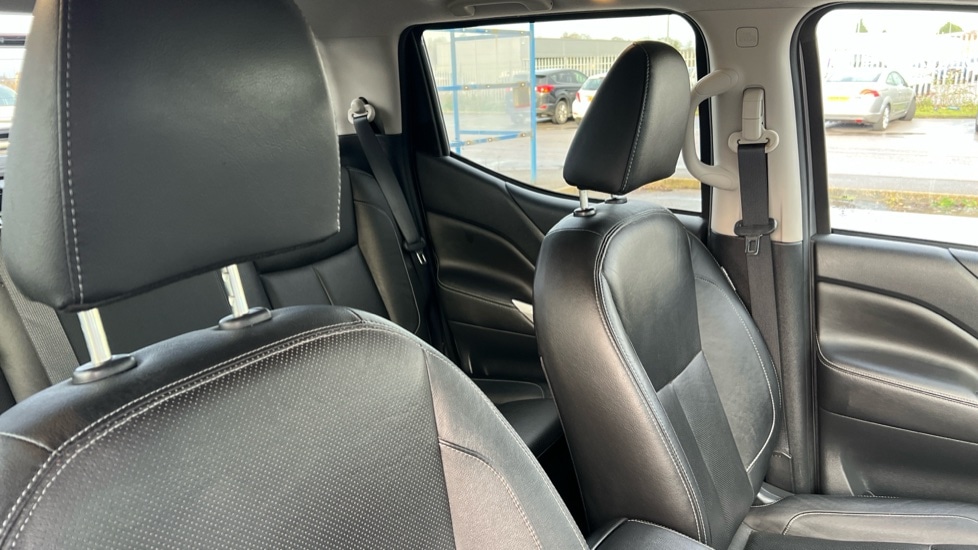 Used Nissan Navara 2020 for sale - 76861806: Photo 27