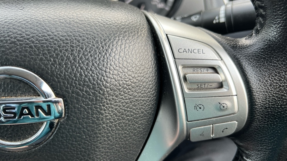 Used Nissan Navara 2020 for sale - 76861806: Photo 28