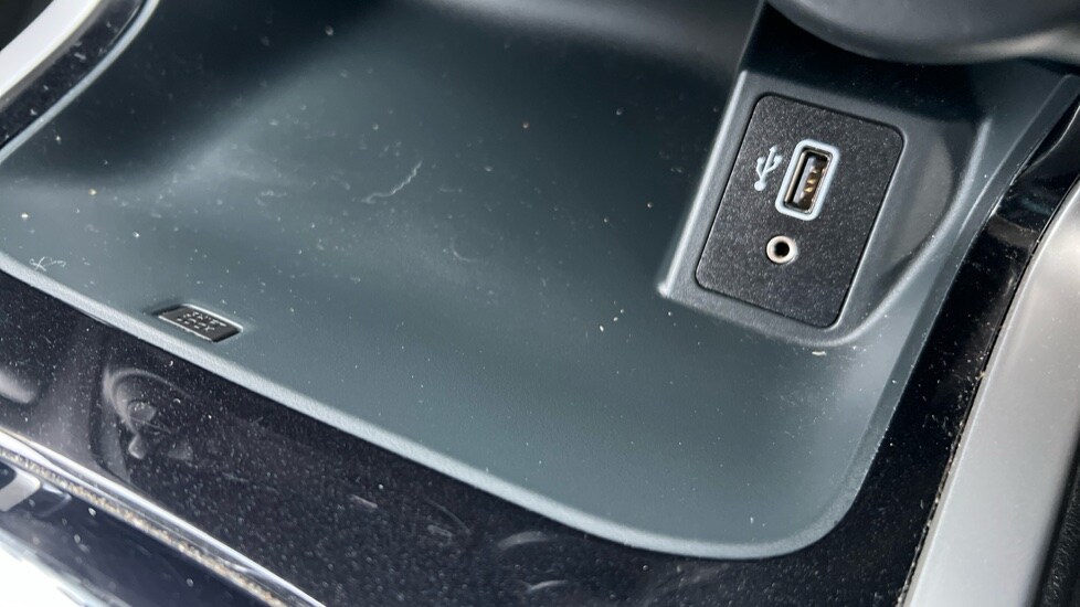 Used Nissan Navara 2020 for sale - 76861806: Photo 34