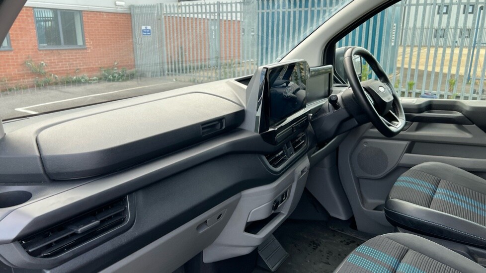 Used Ford Transit Custom 2024 for sale - 76062209: Photo 4