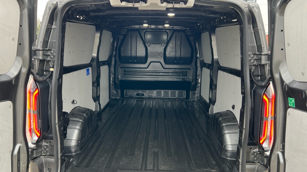 Used Ford Transit Custom 2024 for sale - 76074357: Photo 18