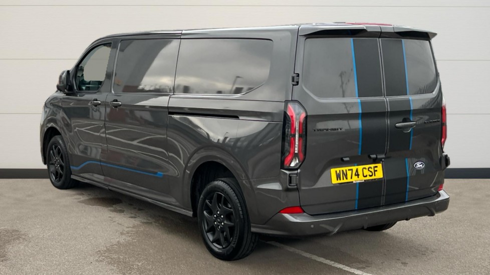 Used Ford Transit Custom 2024 for sale - 76074357: Photo 2