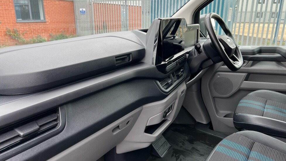 Used Ford Transit Custom 2024 for sale - 76074357: Photo 4