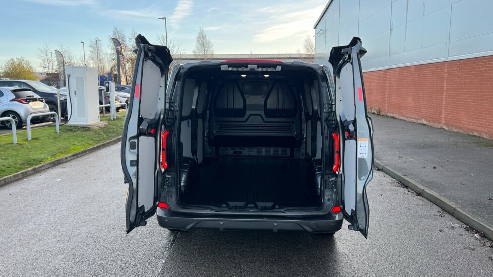 Used Ford Transit Custom 2024 for sale - 76773098: Photo 19