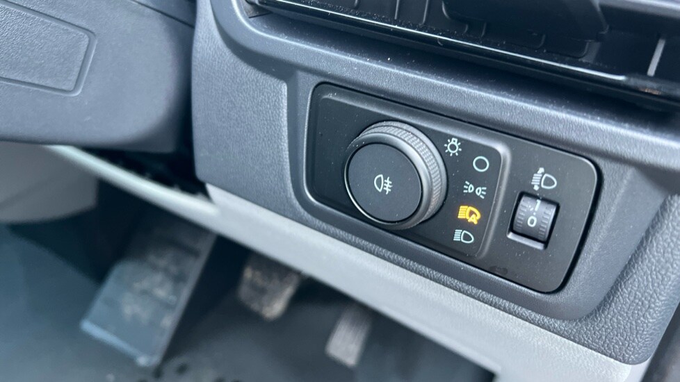 Used Ford Transit Custom 2024 for sale - 76773098: Photo 36