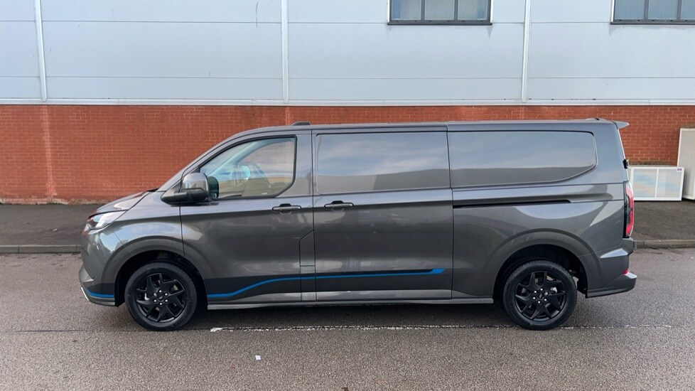 Used Ford Transit Custom 2024 for sale - 76773098: Photo 8