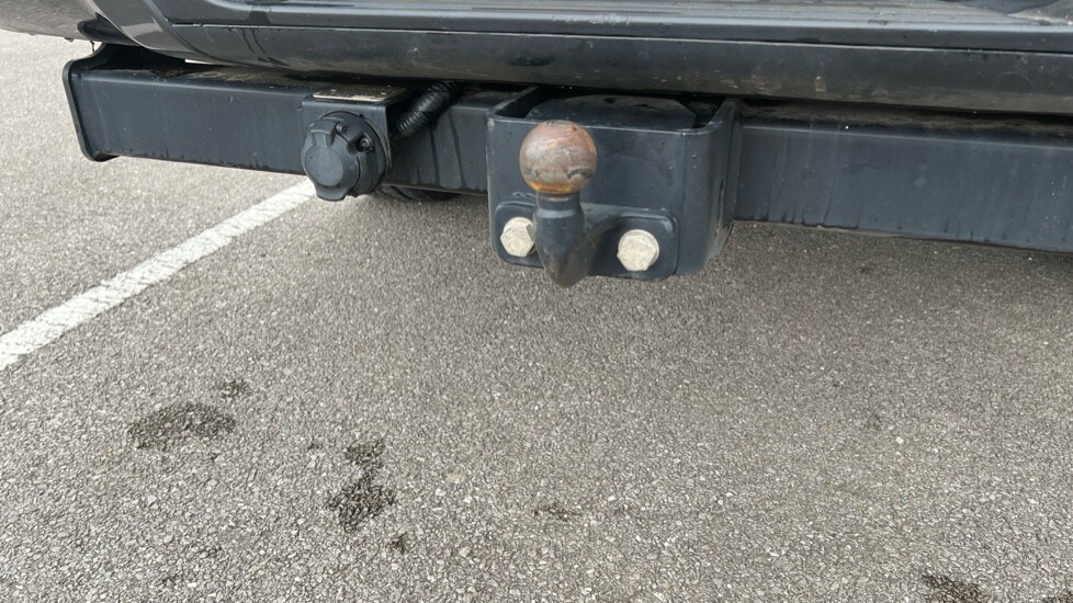 Vehicle 33